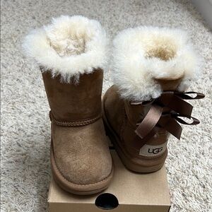 UGG Chestnut Boots with Fluffy White Trim